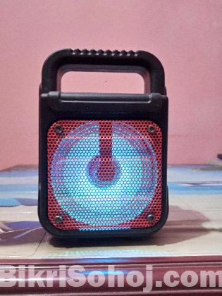 Wireless speaker extra bass